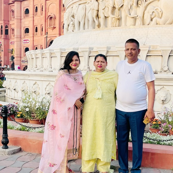 Designer organza suit - Picture 7 of 7